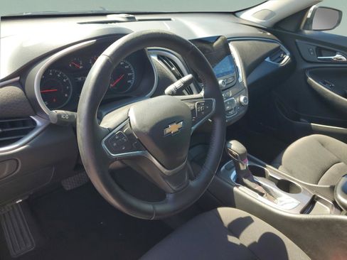 Used 2021 Chevrolet Malibu RS image 12