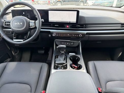 New 2026 Kia Carnival SX Prestige FWD image 9