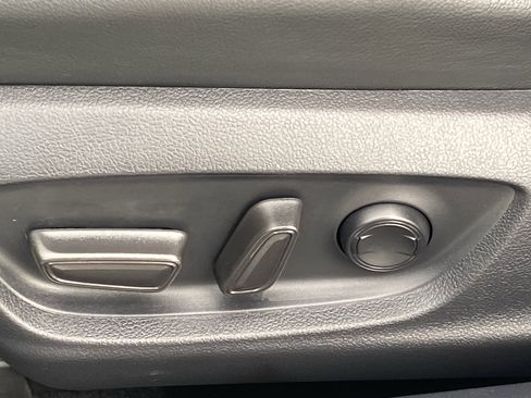 Certified 2024 Toyota Camry SE w/ Convenience Package image 28