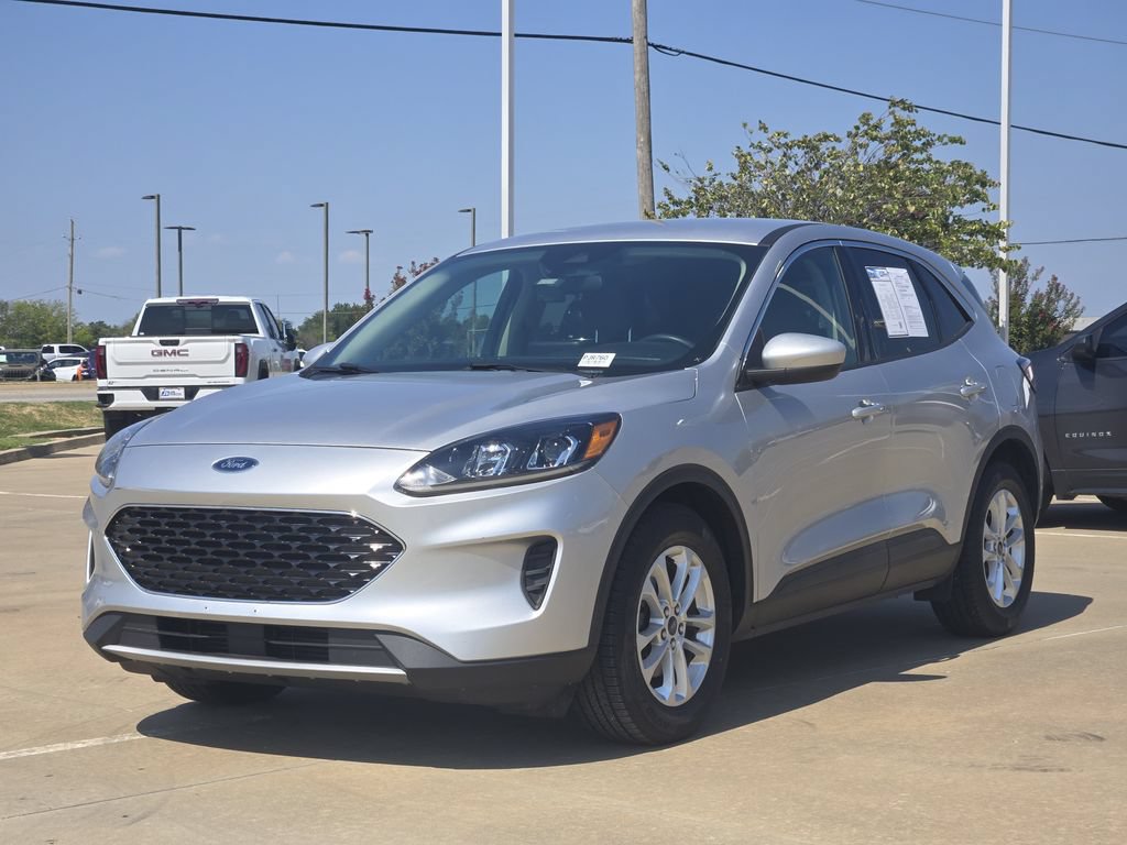 Used 2020 Ford Escape SE FWD image 3