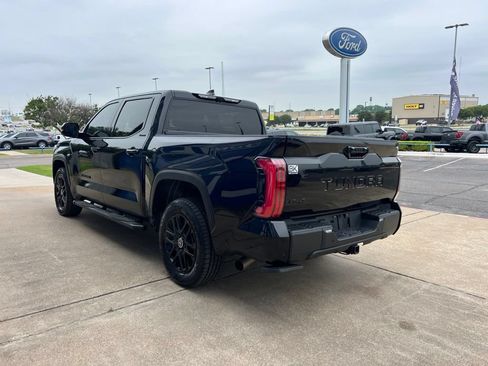 Used 2024 Toyota Tundra Limited AWD/4WD image 6
