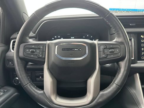 Used 2024 GMC Yukon Denali w/ Denali Reserve Package AWD/4WD image 26