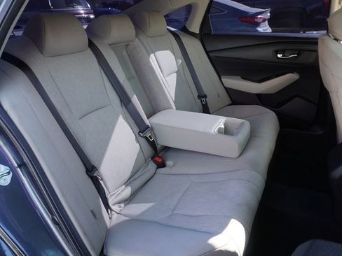 Used 2024 Honda Accord EX image 9