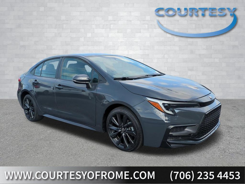 Used 2023 Toyota Corolla SE FWD image 1