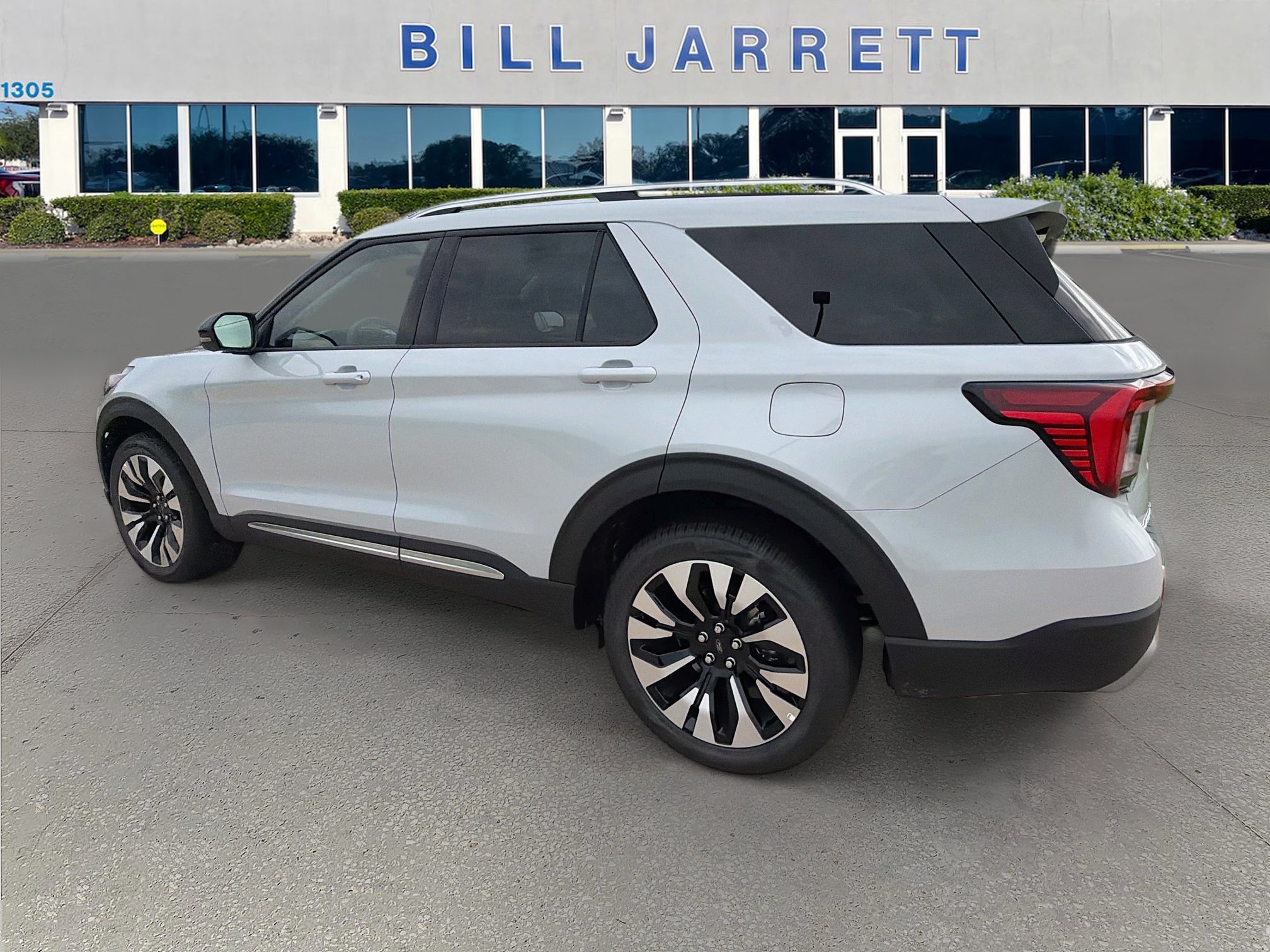 New 2026 Ford Explorer Platinum w/ LUX Leather Package AWD/4WD image 3