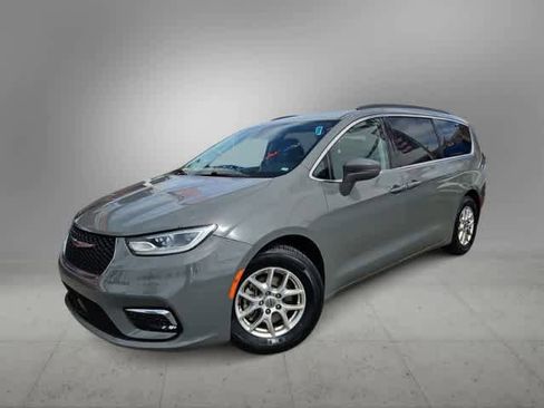 Used 2022 Chrysler Pacifica Touring-L FWD image 1