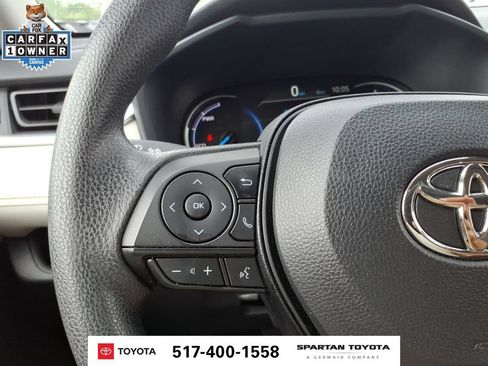 Used 2025 Toyota RAV4 XLE AWD/4WD image 16