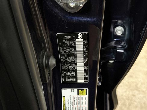 Used 2023 Toyota Corolla LE w/ Carpet Mat Package (TMS) FWD image 14