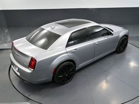 Used 2018 Chrysler 300 S w/ Beats Audio Group image 59