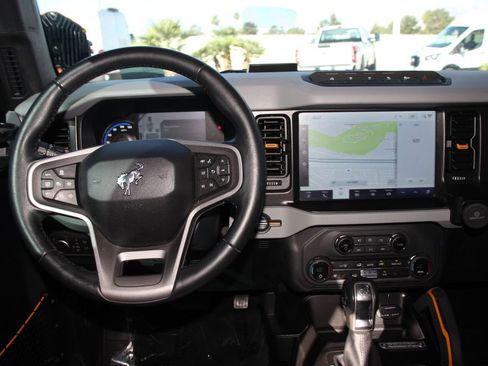 Used 2022 Ford Bronco Badlands AWD/4WD image 18
