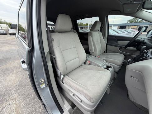 Used 2016 Honda Odyssey EX image 18