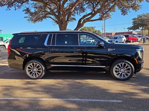 New 2026 GMC Yukon XL Denali image 4