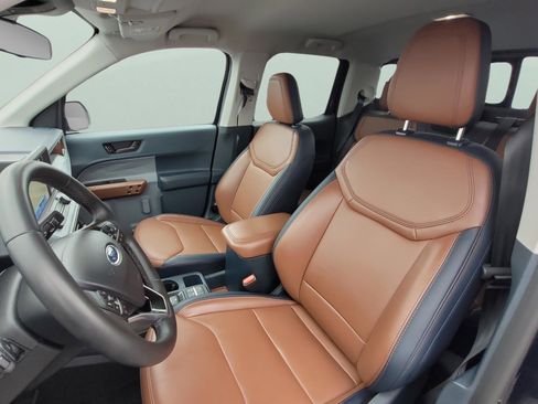 Used 2023 Ford Maverick Lariat w/ Lariat Luxury Package image 27