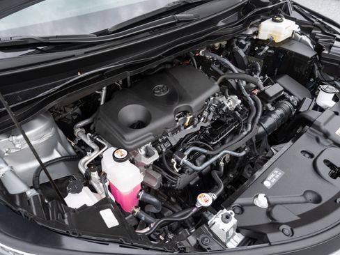 Used 2024 Toyota Sienna LE image 36