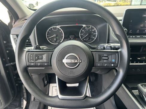 Certified 2023 Nissan Rogue SV image 11