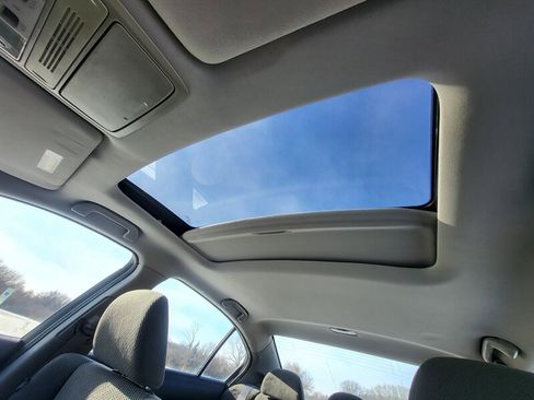 Used 2011 Honda Accord EX image 22