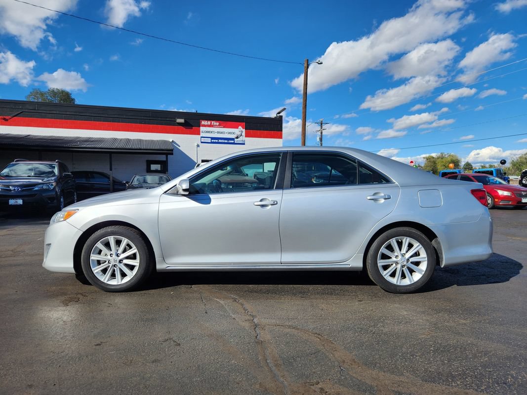 Used 2013 Toyota Camry XLE FWD image 6