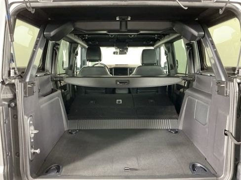 Used 2023 Ford Bronco Wildtrak image 31