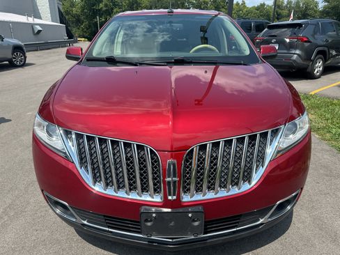 Used 2014 Lincoln MKX AWD image 2