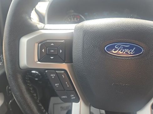 Used 2020 Ford F150 Lariat w/ Equipment Group 502A Luxury AWD/4WD image 20