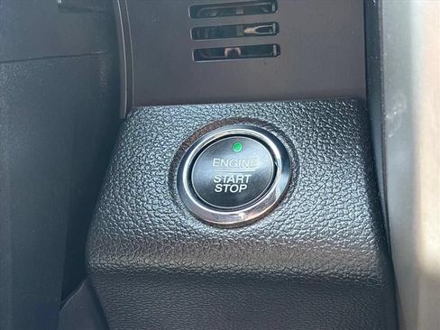 Used 2020 Ford F150 Lariat w/ Equipment Group 502A Luxury AWD/4WD image 37