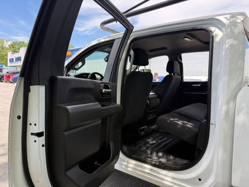 Used 2021 Chevrolet Silverado 2500 W/T AWD/4WD image 31
