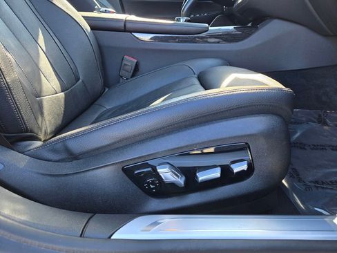 Used 2018 BMW 740e xDrive w/ M Sport Package image 59