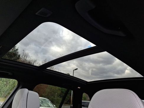 New 2026 BMW X5 xDrive50e w/ Climate Comfort Package image 14