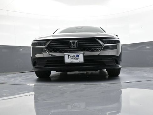 Used 2025 Honda Accord Sport image 26