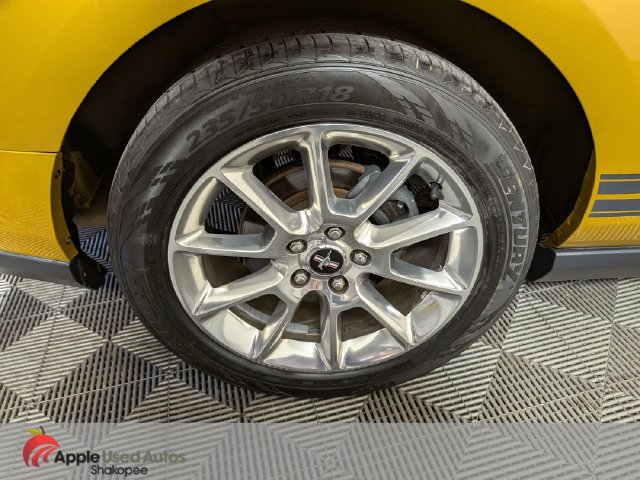 Used 2010 Ford Mustang Coupe RWD image 36