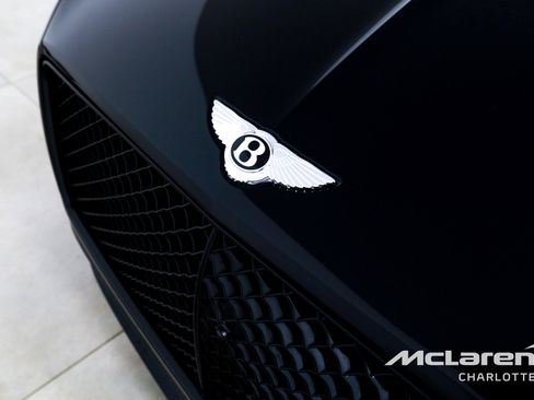 Used 2022 Bentley Continental GT image 33