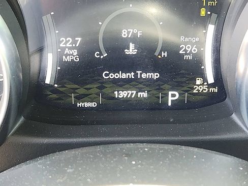 Used 2022 Jeep Wrangler Unlimited Sahara w/ Safety Group AWD/4WD image 20