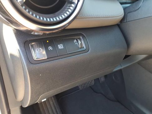 New 2026 Chevrolet Equinox LT w/ Convenience Package II FWD image 16