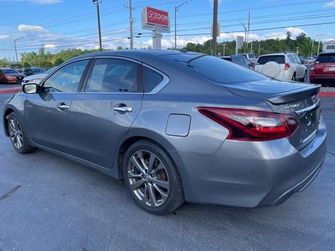 Used 2018 Nissan Altima 2.5 SR w/ SR Special Edition image 6