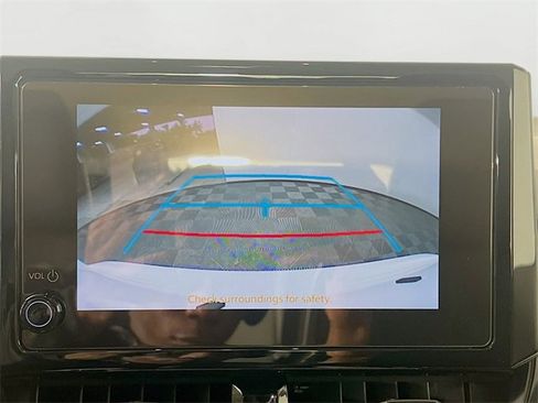 Used 2025 Toyota Corolla LE image 21