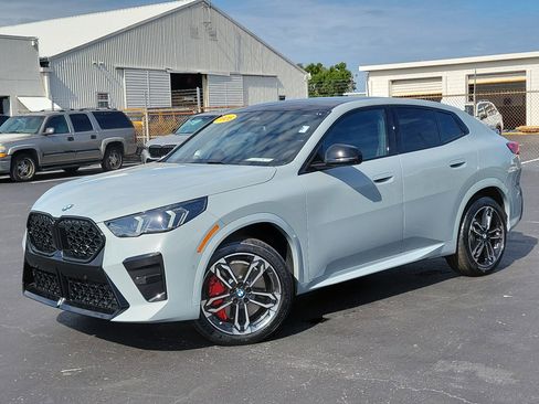 New 2026 BMW X2 xDrive28i w/ Technology Package AWD/4WD image 1