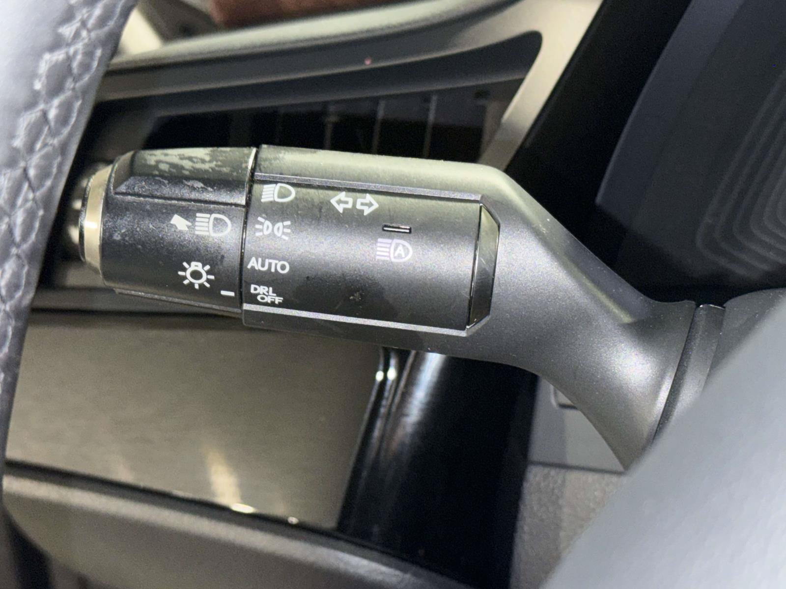 Certified 2022 Lexus ES 350 w/ Premium Package FWD image 29