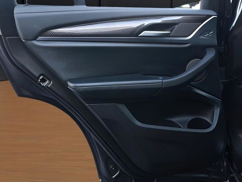 Used 2023 BMW X4 M40i w/ Premium Package image 18