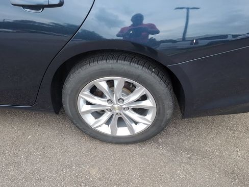 Used 2019 Chevrolet Malibu LT FWD image 10