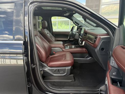 Used 2024 Ford Expedition Limited AWD/4WD image 49