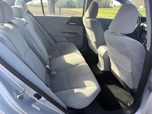 Used 2013 Honda Accord LX image 21
