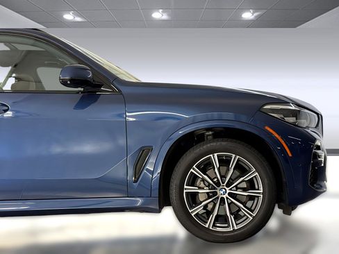 Used 2023 BMW X5 sDrive40i w/ M Sport Package RWD image 35