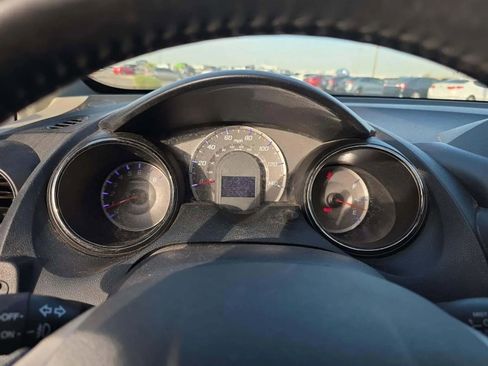 Used 2013 Honda Fit Sport image 9