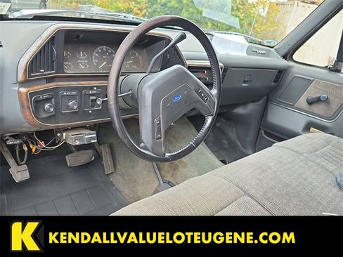 Used 1989 Ford F250 4x4 Regular Cab image 3