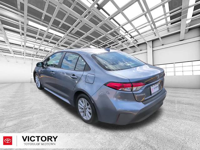 Certified 2025 Toyota Corolla LE w/ LE Premium Package FWD image 6