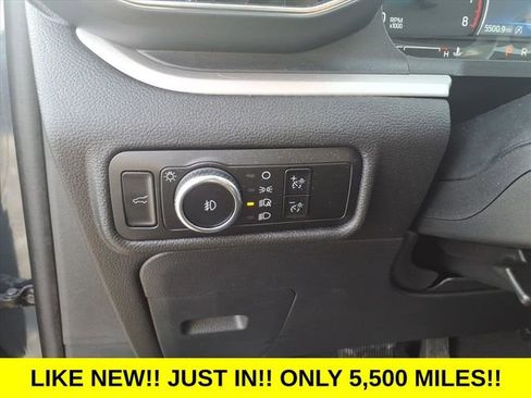 Used 2023 Ford Explorer XLT w/ Equipment Group 202A image 16