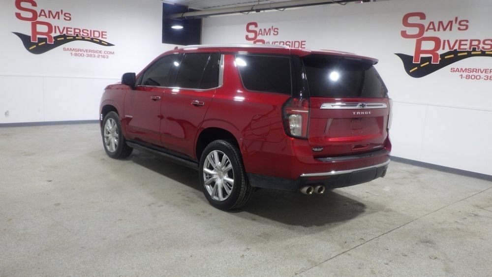 Used 2023 Chevrolet Tahoe Premier w/ Advanced Technology Package AWD/4WD image 2