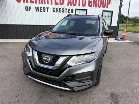 Used 2017 Nissan Rogue SV w/ Midnight Edition AWD/4WD image 2