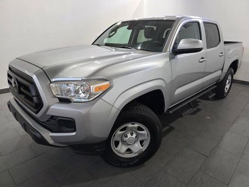 Used 2022 Toyota Tacoma SR AWD/4WD image 1