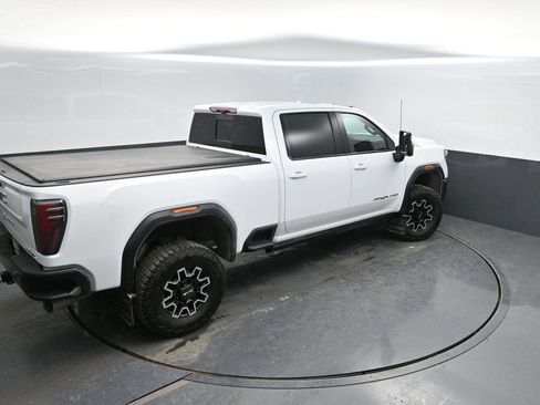 Used 2026 GMC Sierra 2500 AT4X image 44
